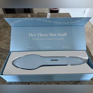 Nori Press Light Blue Handheld Steamer